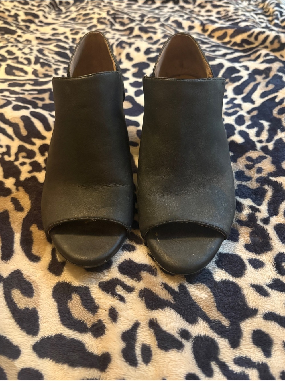 SOUL Naturalizer Black Open-Toe Mule Heels